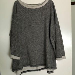 Oversized sweatshirt